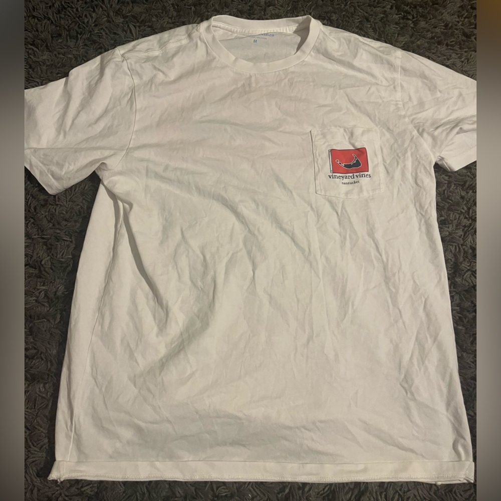 Nantucket Vineyard vines tshirt